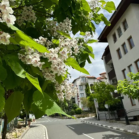 Apartmán аппартамент в триумфе святой влас 300м от моря, бассейн. Sveti Vlas