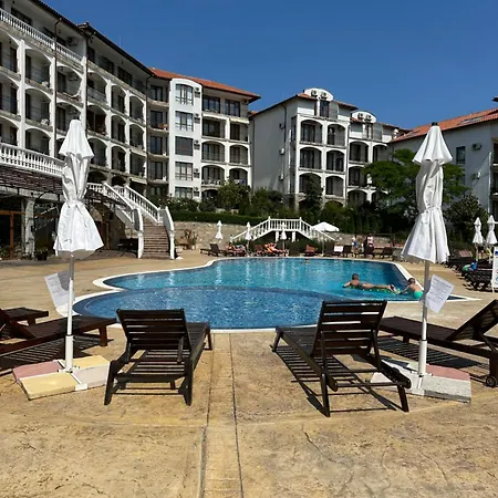 Apartment Аппартамент В Триумфе Святой Влас 300М От Моря, Бассейн. Sveti Vlas
