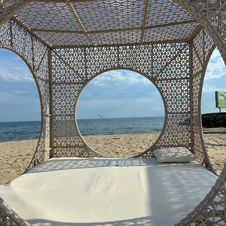 Apartmán аппартамент в триумфе святой влас 300м от моря, бассейн.